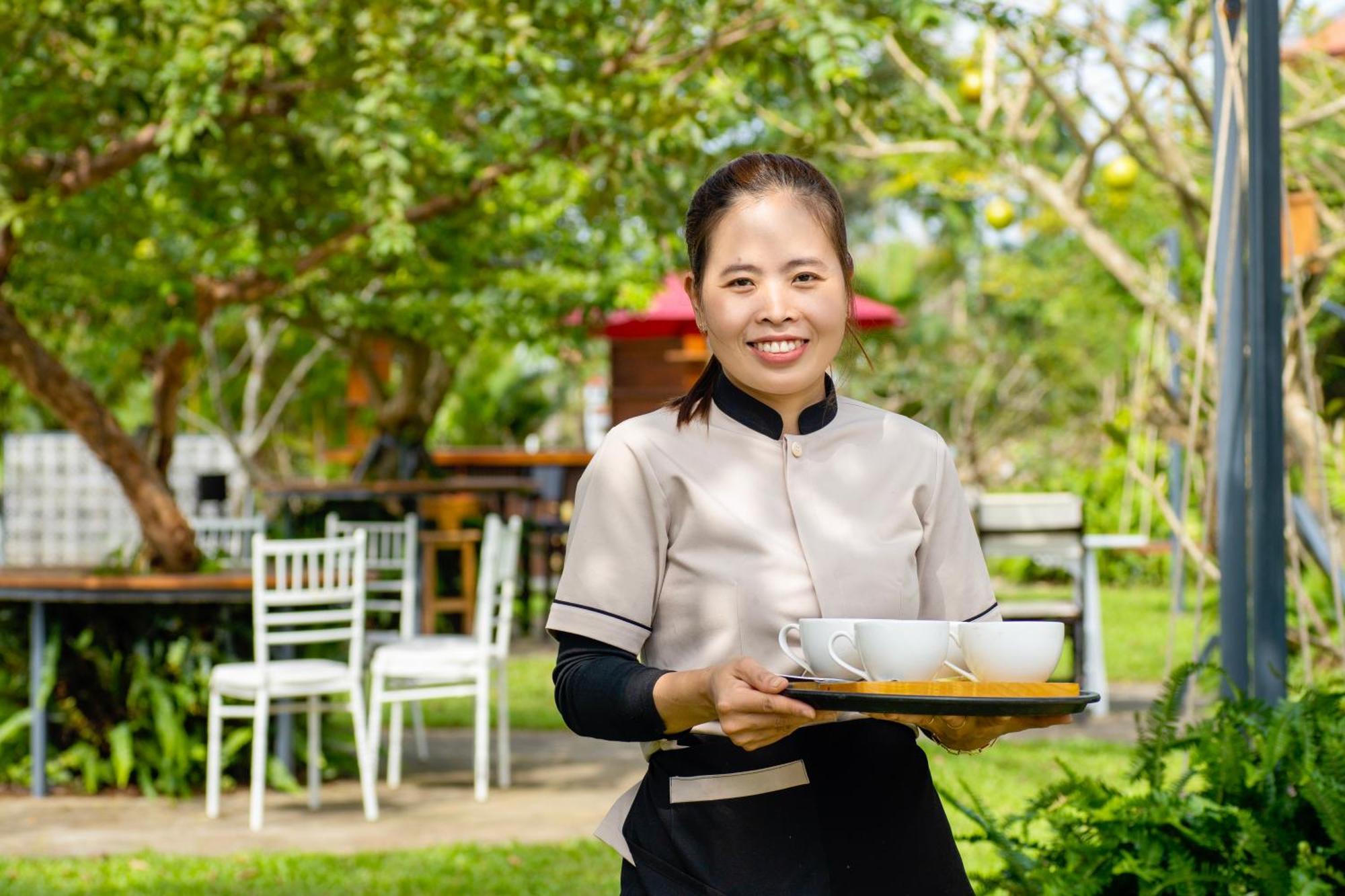 Serene Riverside Hotel Hoi An Exterior photo